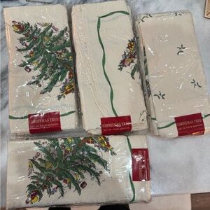 16 spode Christmas Tree Napkins